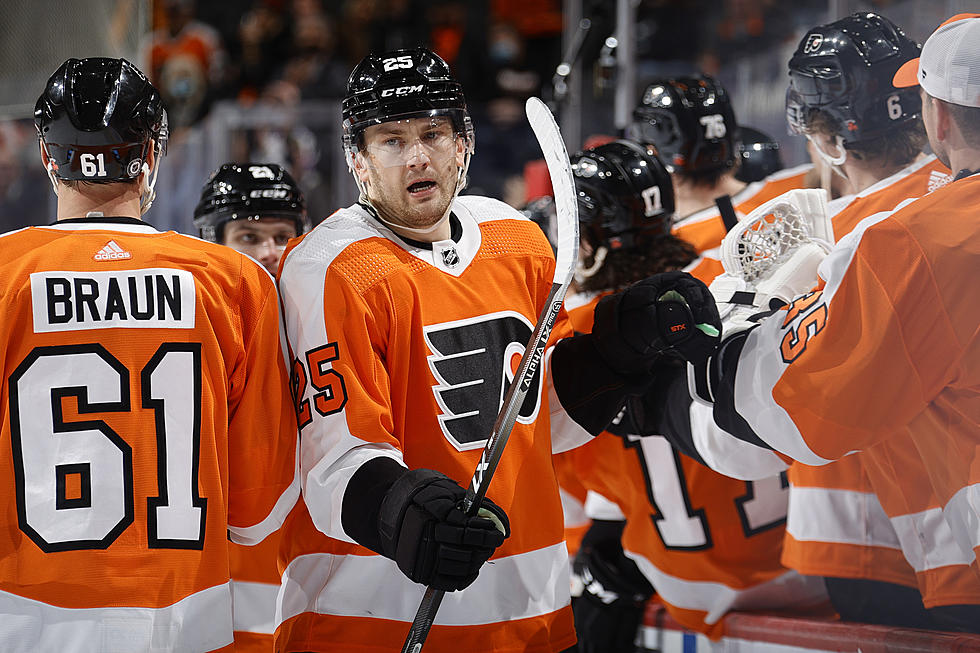 JVR’s Late Goal Lifts Flyers Over Jets