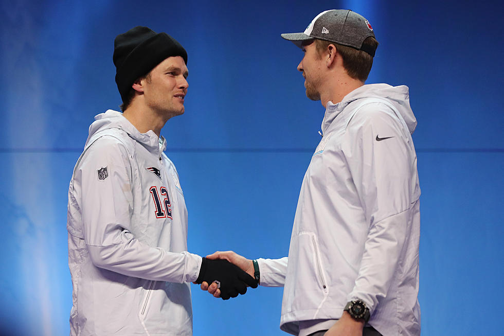 Nick Foles Congratulates Tom Brady with Handshake Photo