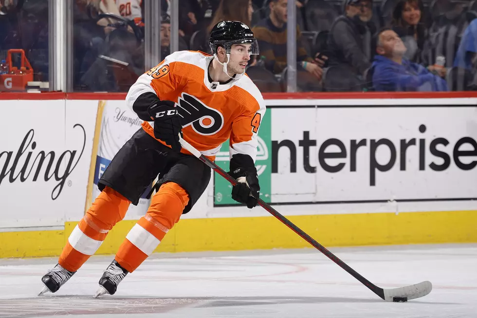 Cates Brothers Each Score in Flyers Win Over Bruins