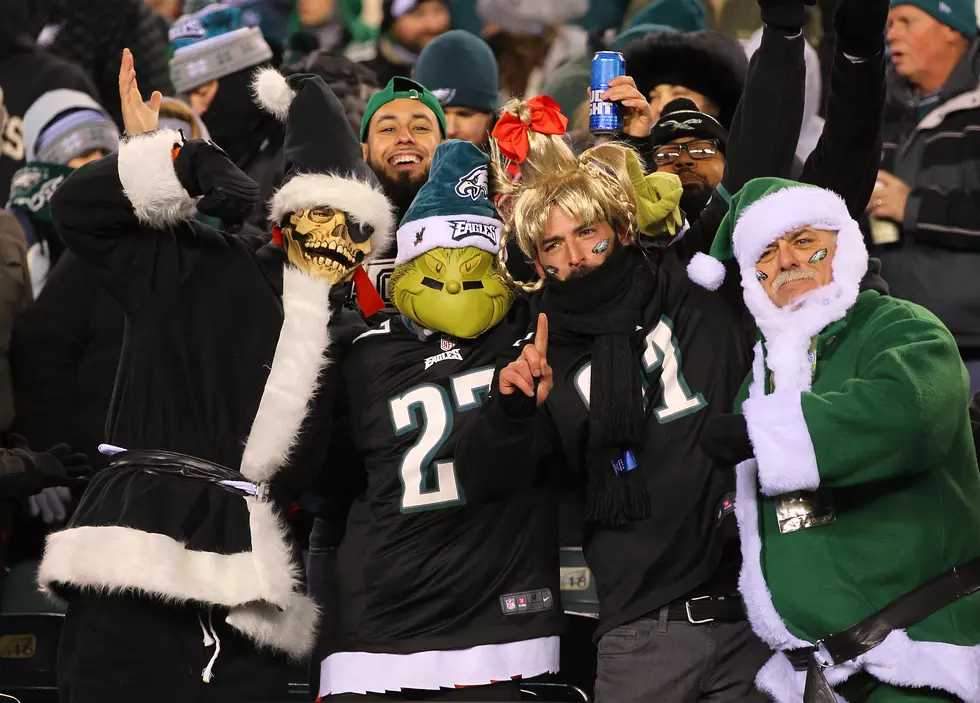 Extra Points: Eagles looking merry and bright