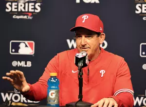 Phillies Extend Thomson, Add Two Coaches