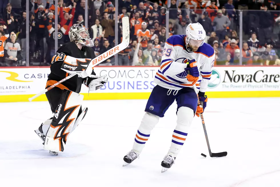 Hart, Flyers Down Oilers in Shootout
