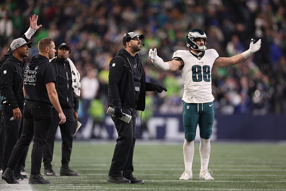 Extra Points: Eagles Not Feeling Merry And Bright For The Holidays