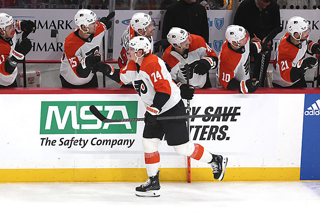 Tippett&#8217;s Beauty Lifts Flyers to Road Trip Sweep