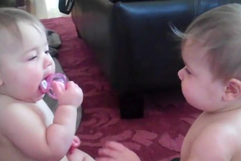 Adorable Twins Have an Epic ‘Pacifier War’