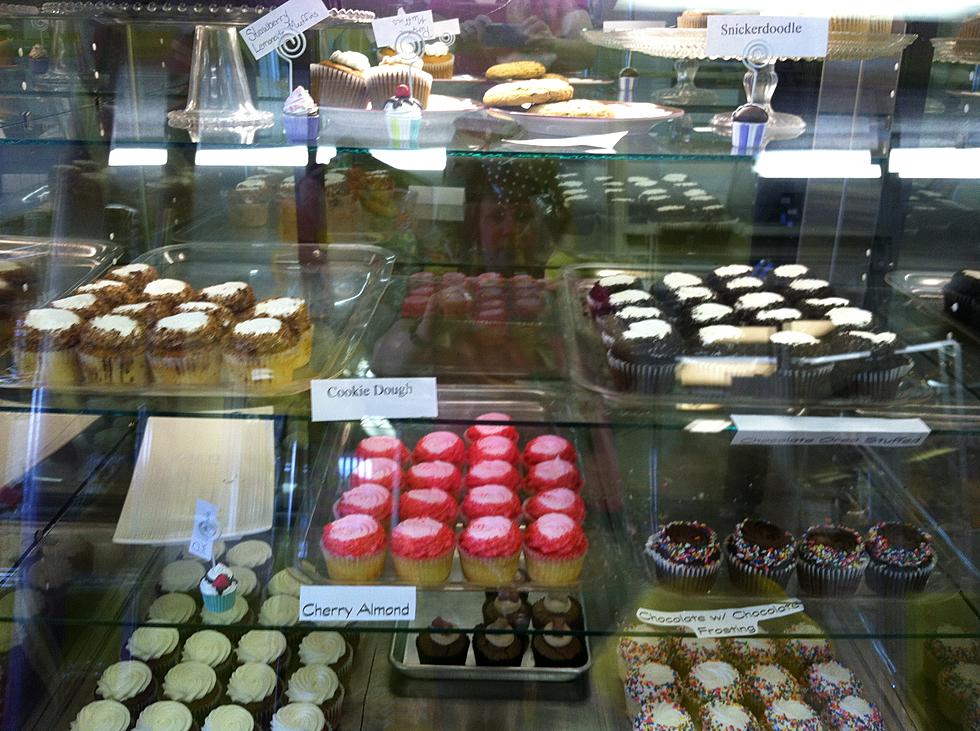 Love Cupcakes?  You’ve Got To Try Lizzy’s Cupcakery In The New Hartford Shopping Center