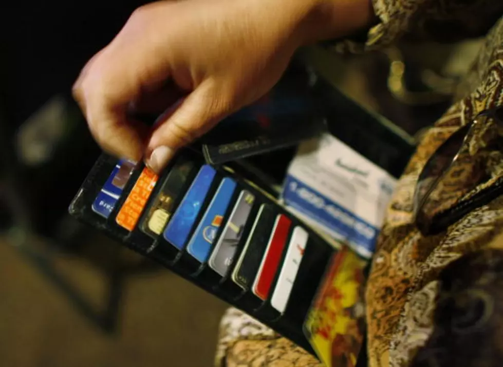 Five Things To Never, Ever Carry In Your Wallet