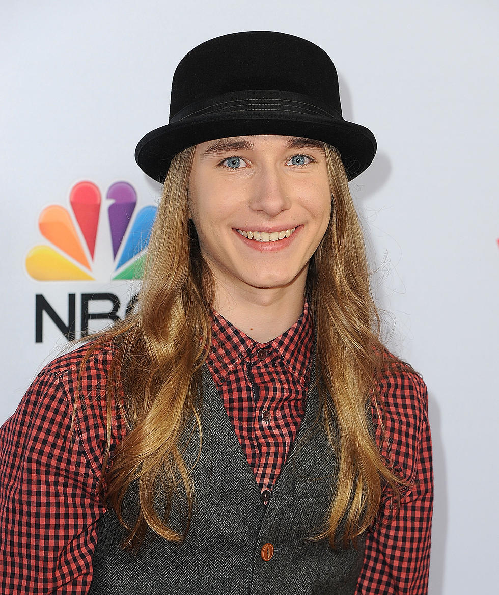 [Watch] Sawyer Fredericks Sing ‘Not My Girl’ At Mohawk Valley Community College [Video]