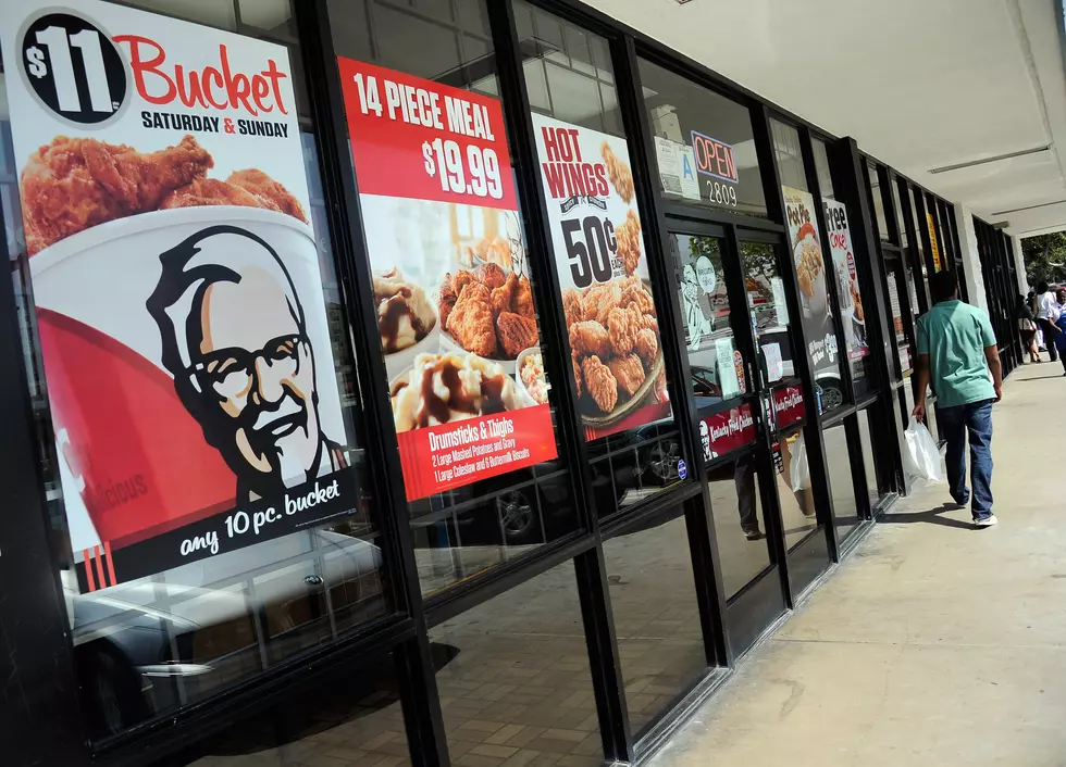 Another Fast Food Restaurant is Looking Into Delivery Service