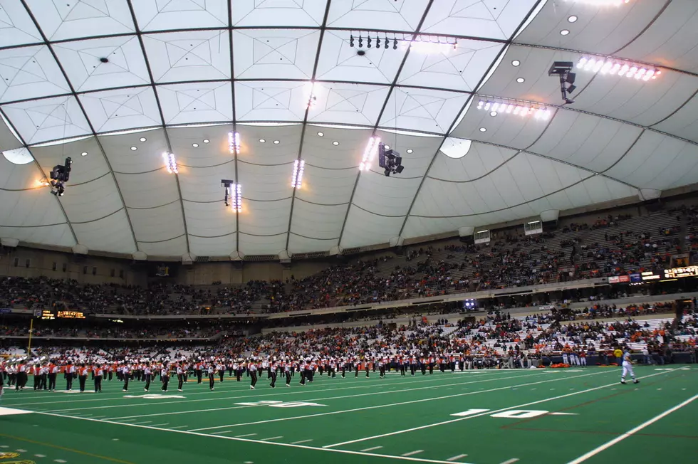 Watch This Amazing Football Thrown From the Top of the Carrier Dome in Syracuse [VIDEO]