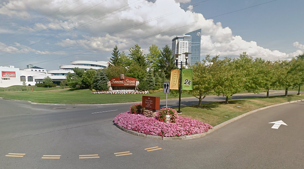 Syracuse Man Crashes Into Tree at Turning Stone Resort Casino