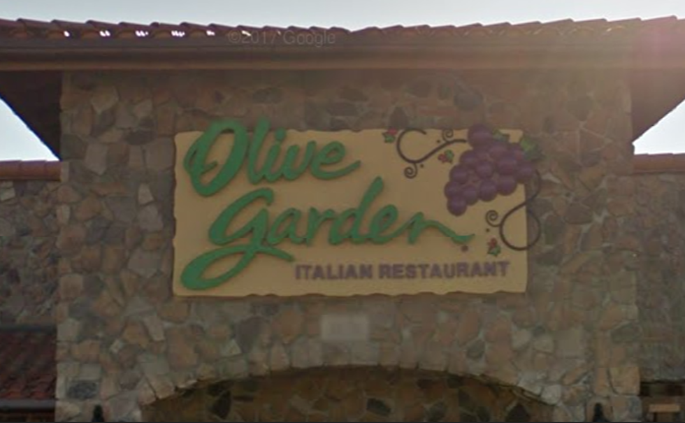 Olive Garden Giving Away 4 Free Desserts for Leap Year Birthdays