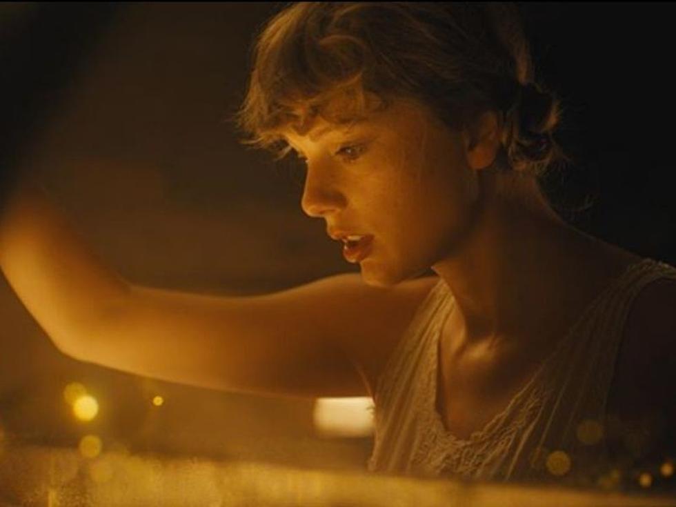 Taylor Swift Uses NY Drive-In As Backdrop for New Music Video