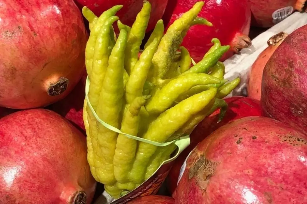 What Do I Do with This Weird ‘Goblin Fingers’ Fruit at Price Chopper