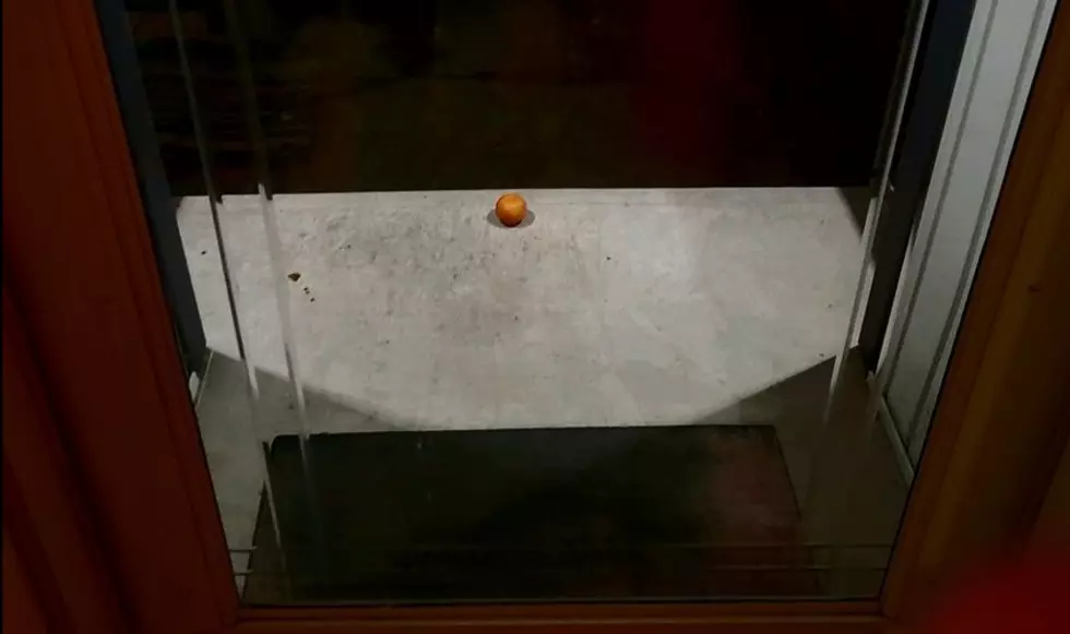 A Mystery Orange Appears on a Rome Doorstep Late at Night...Why?