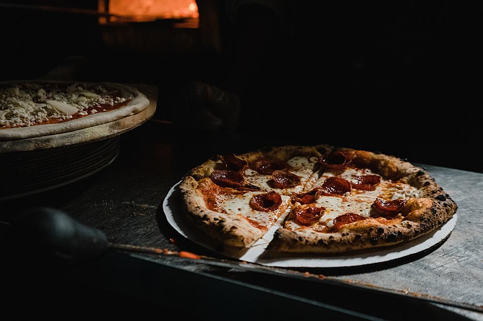 17 Pizza Places In Upstate New York We Miss The Most