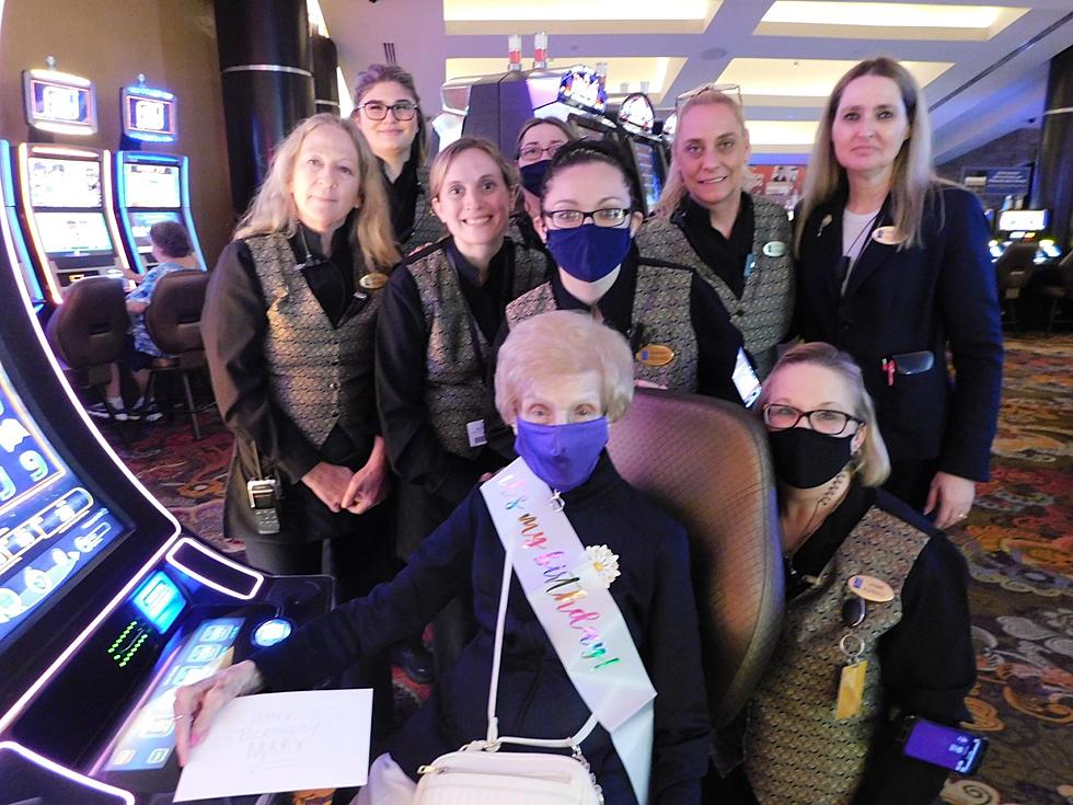 Central NY Woman Celebrates 103rd Birthday By Spinning The Slots At Turning Stone