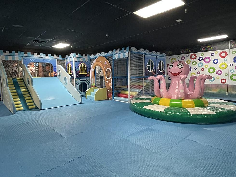 Win A Deluxe Bounce And Play Package From The Family Fun Factory