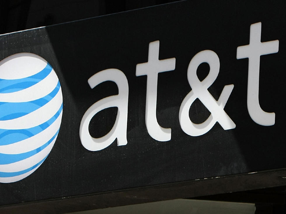 Federal Government Sues to Keep AT&T from Buying T-Mobile