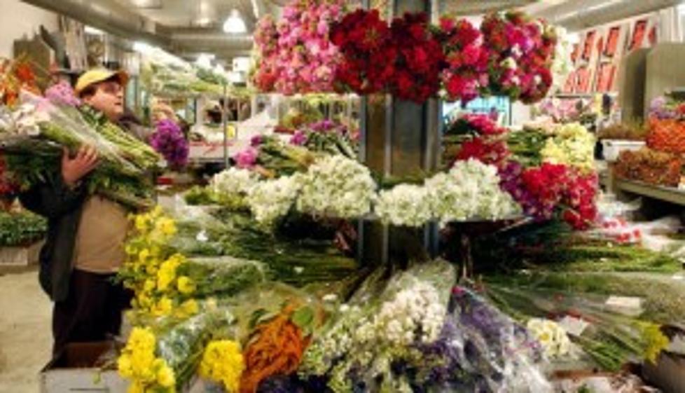 Price Chopper Brings Back &#8220;Build-A-Bouquet&#8221; For Mother&#8217;s Day