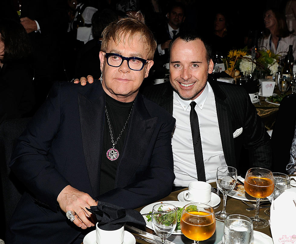Elton John to Have ‘Quiet’ Wedding in May