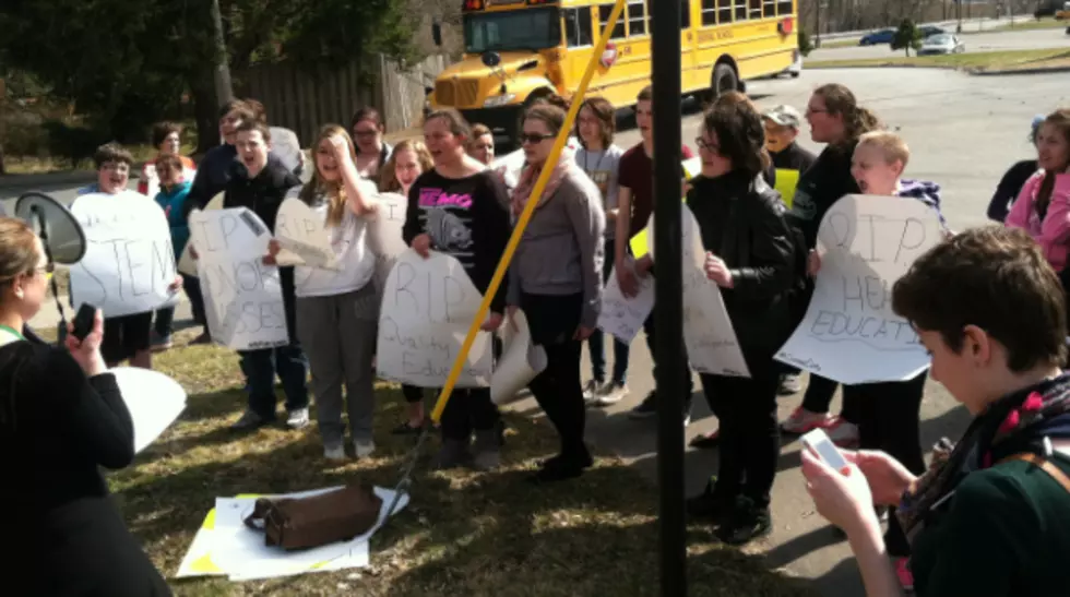 Herkimer Students Rally For Education Funding [VIDEO]