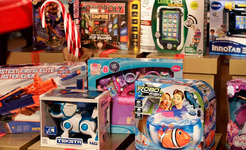 Magic 8 Ball, Uno, Pinball Inducted Into Toy Hall Of Fame