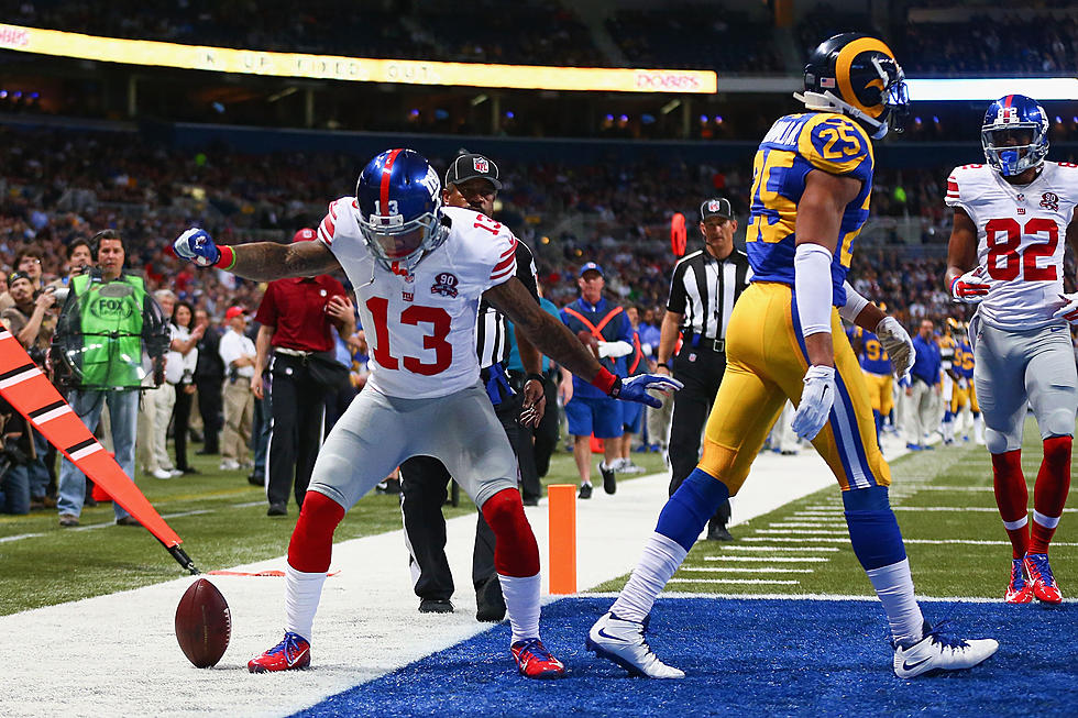 Beckham Goes Off Again, Giants Rip Rams