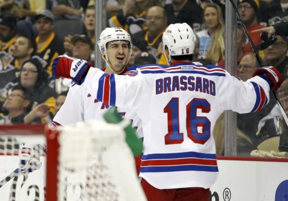 Rangers Hold Off Pens, Take 2-1 Series Lead