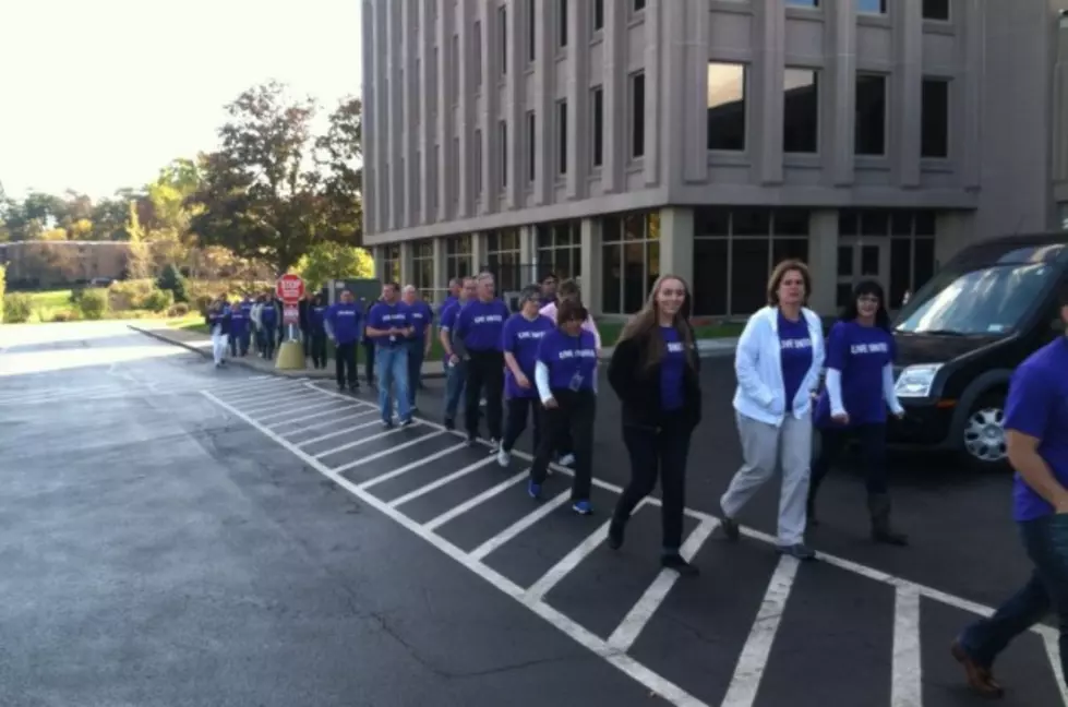 Utica National Employees Go The Extra Mile For United Way [VIDEO]