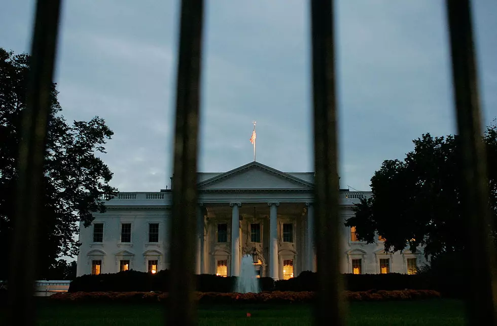 Police: Man Claims Bomb In Trunk At White House Checkpoint