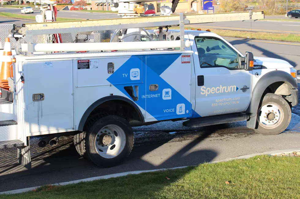 Spectrum Worker Electrocuted While Performing Utility Pole Maintenance in Upstate NY