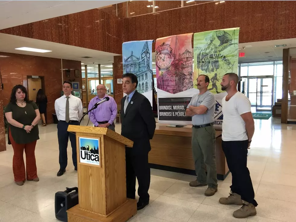 Utica Unveils 2018 Community Banner Program