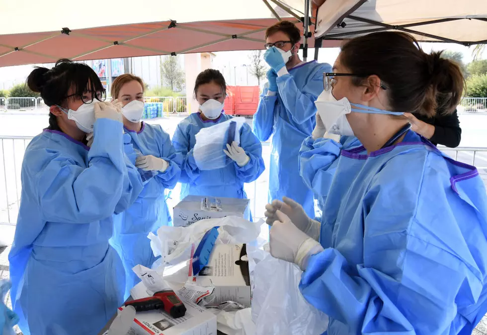 Call For Virus Volunteers Yields Army Of Health Care Workers