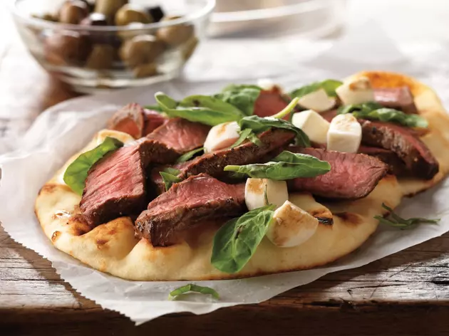 Beef &#8211; What&#8217;s For Dinner Recipe: Grilled Steak and Fresh Mozzarella Flatbread!