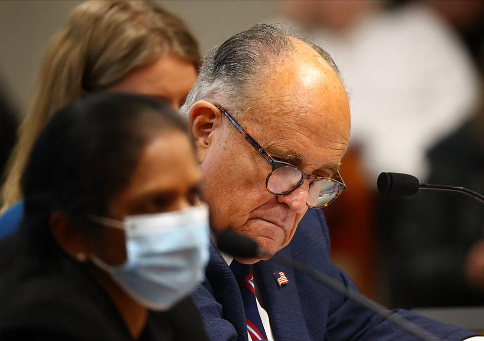 AP Sources: Feds Search Rudy Giuliani&#8217;s NYC Home, Office