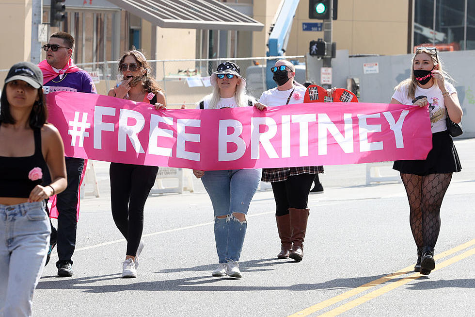 Britney Freed: Judge Dissolves Spears&#8217; Conservatorship