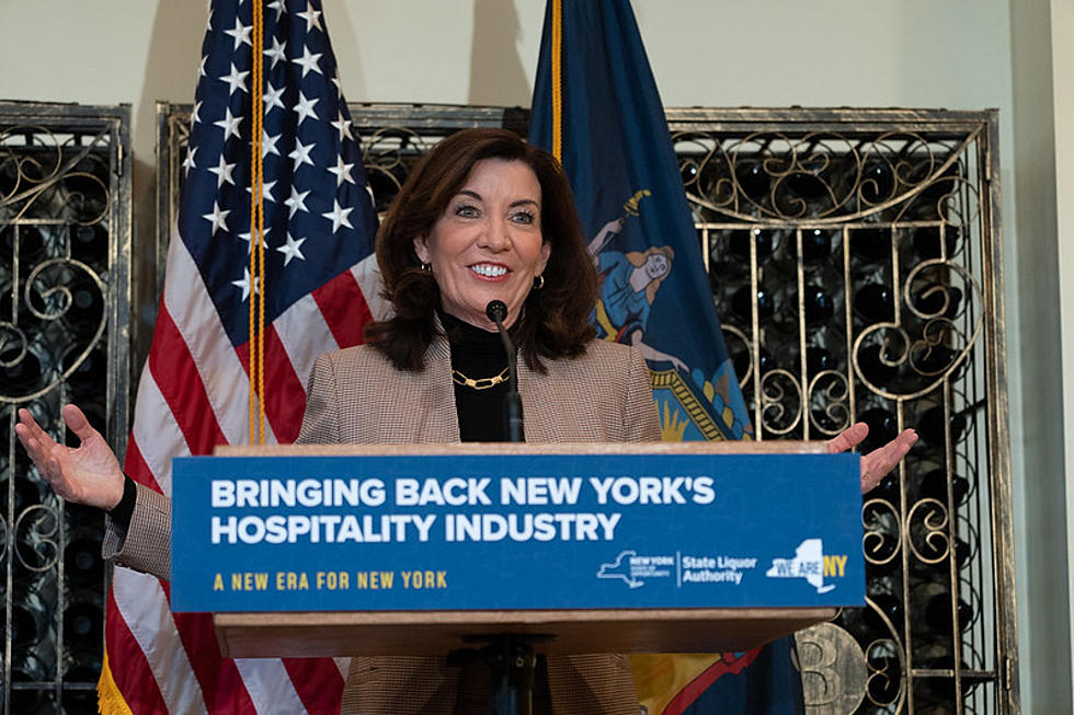 Hochul Wants To Make To-Go Cocktails Permanent In New York