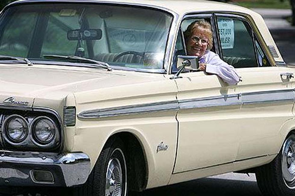 Woman Retires 1964 Mercury After 576,000 Miles