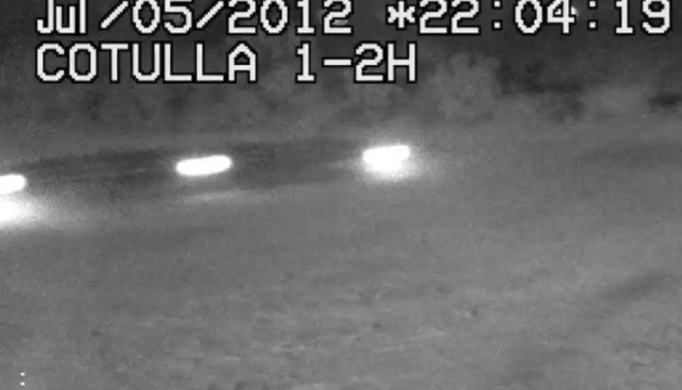 UFO Landing Caught On TV In Texas- Video Of Landing Captured By CCTV In 2013