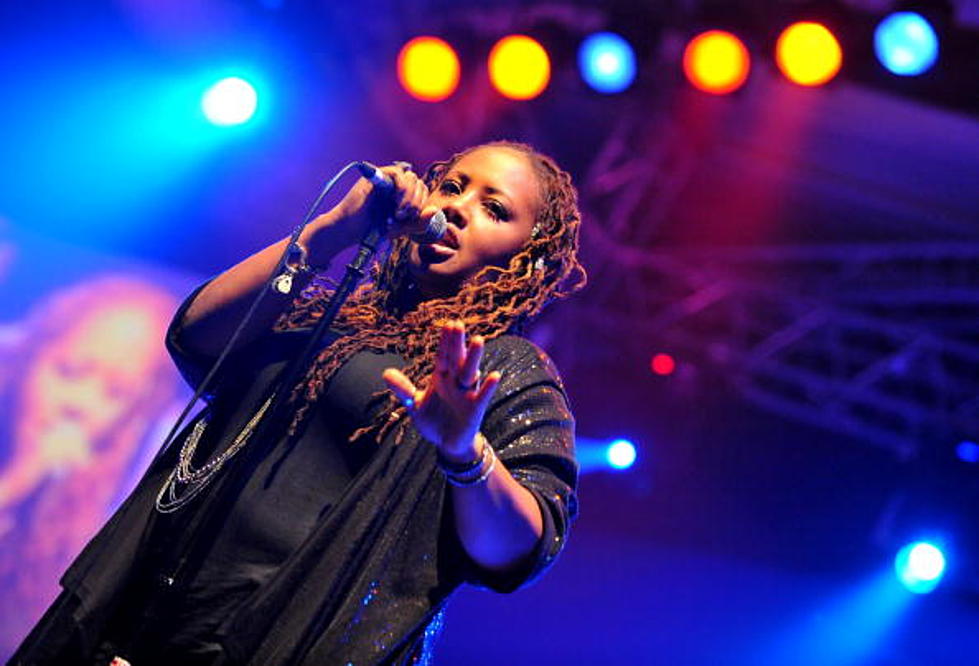 Is Lalah Hathaway Singing More Than One Note At The Same Time?