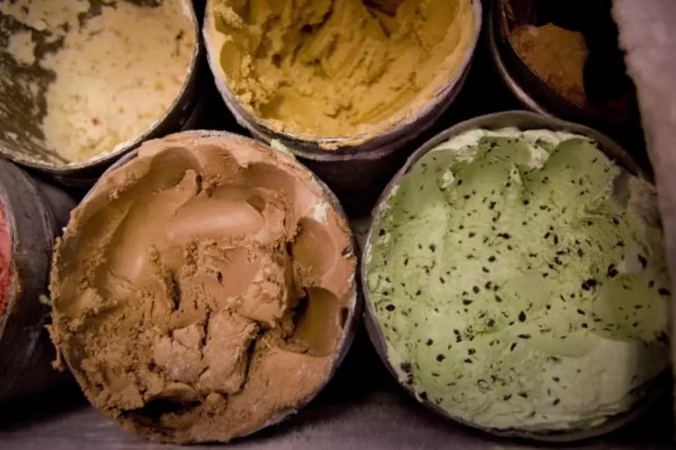 Watch Ice Cream Change Color [VIDEO]