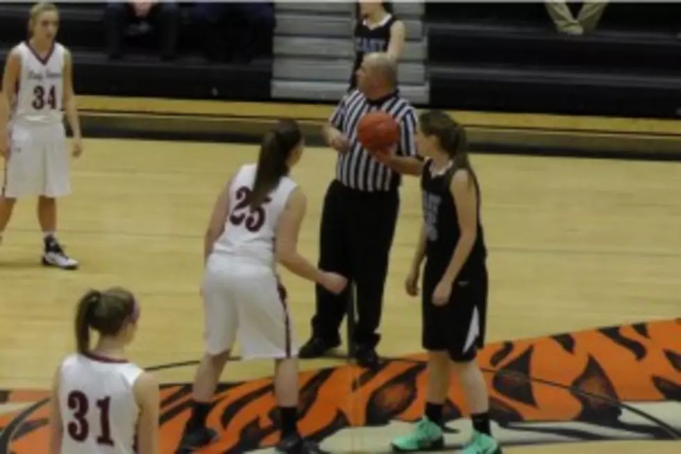 East Pulls Away From Star Valley In Matchup Of Unbeaten Teams [VIDEO]