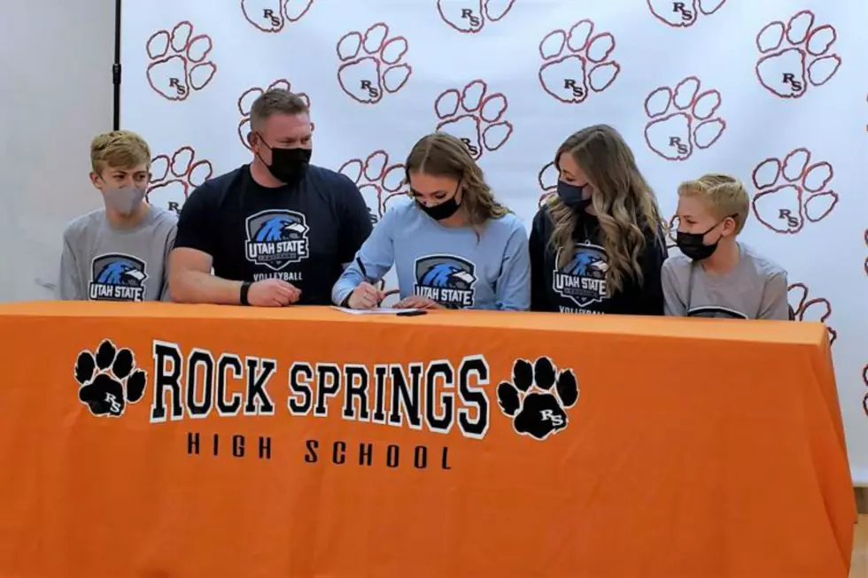 Cali Pollastro of Rock Springs Signs with USU-Eastern