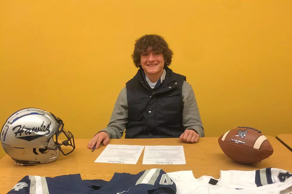 Sheridan’s Kyle Meinecke Signs with Dickinson St. for Football