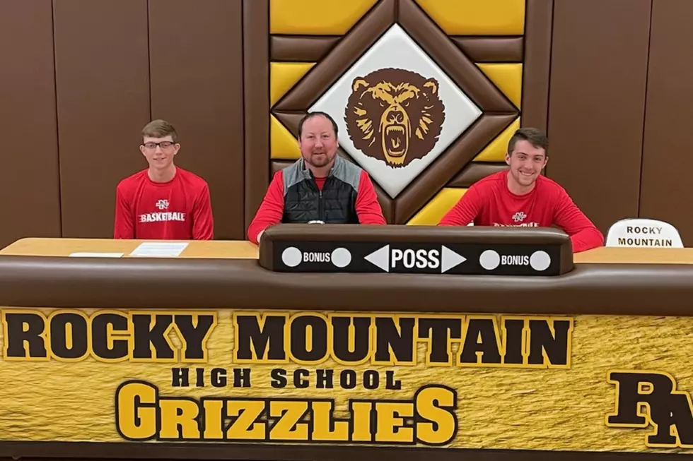 Rocky Mountain's Winland and Wambeke Sign at Northwest College