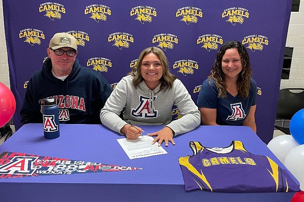 Lauryn Love of Campbell County Signs with Arizona for Track
