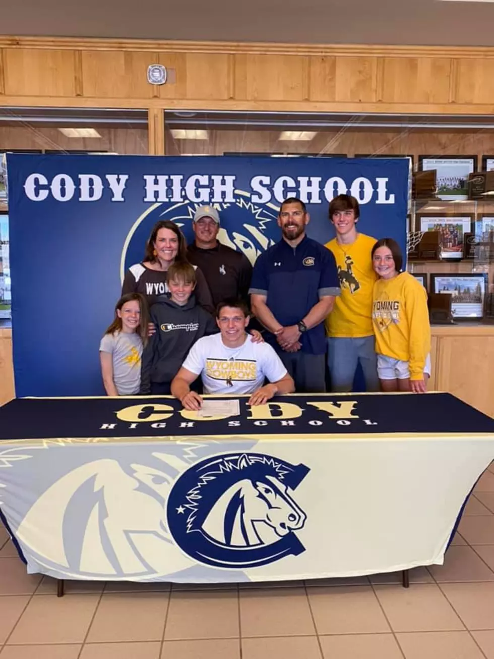 Cody&#8217;s Nic Talich Commits to UW for Football