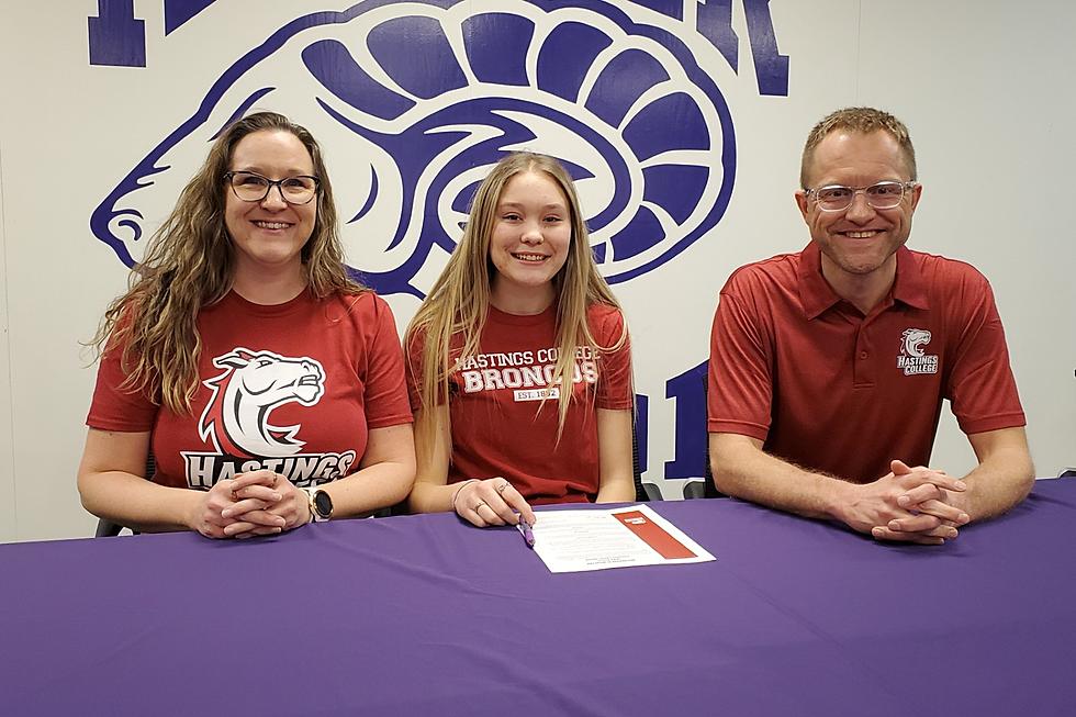 Glenrock’s Skylar Harford Signs With Hastings College