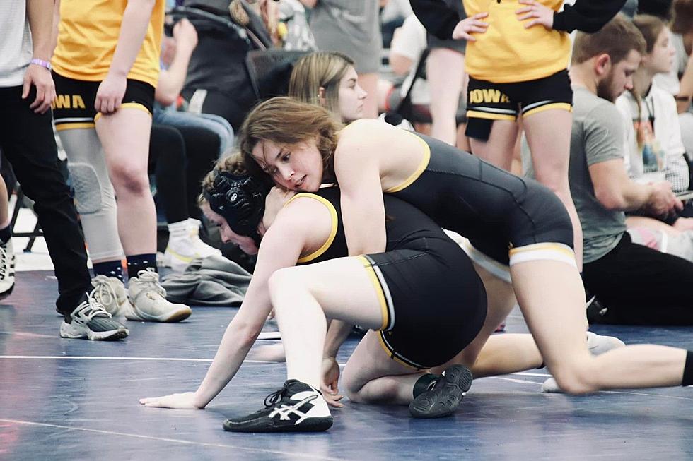 Wyo. Girl's Wrestling Team Takes 3rd at Iowa AAU National Duals